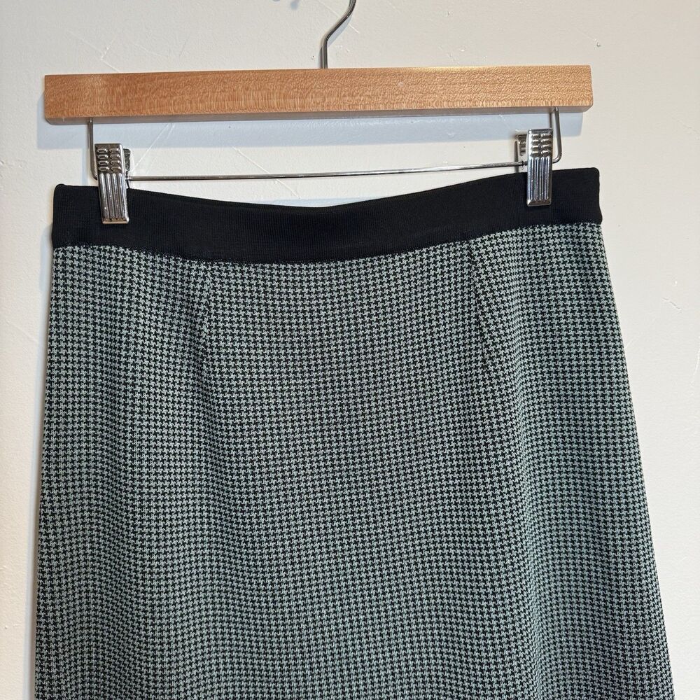Exclusively Misook Pull On Houndstooth Skirt Midi… - image 3